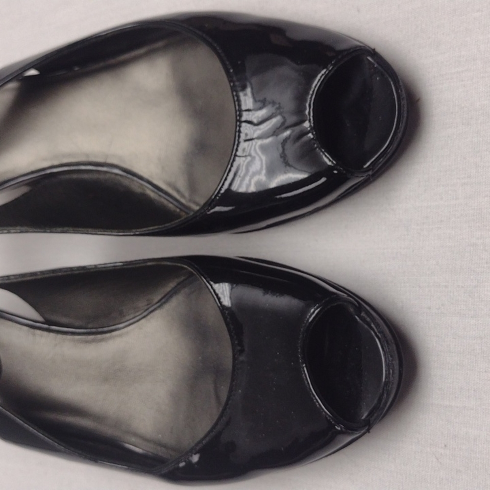 Cole haan heels - Picture 2 of 5